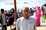 old man, indian, portrait, man, male, elderly, senior, glasses, eyeglasses, outdoors